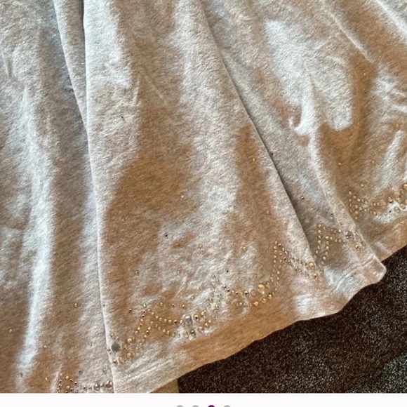 Monnalisa crystal decorate girl dress size 10-12​​
Elegant Gray Short Sleeve​ - Picture 3 of 4